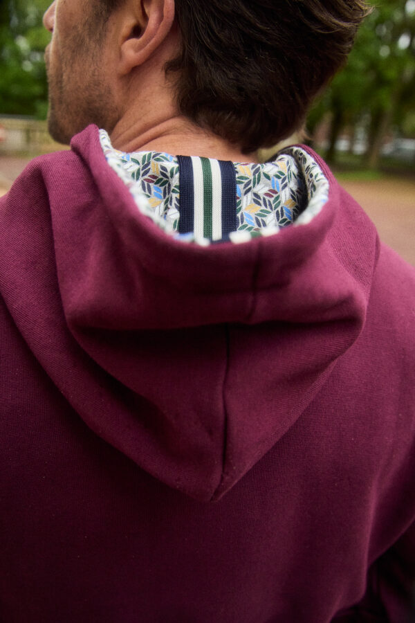SWEAT RETRO ACADEMY – Image 3